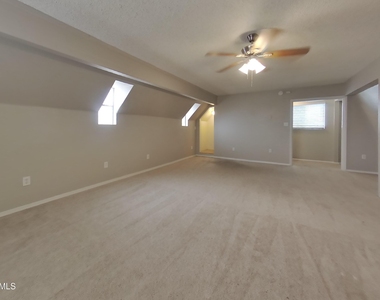 4832 N 87th Lane - Photo Thumbnail 13