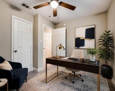 2436 Dancy Drive N - Photo Thumbnail 4