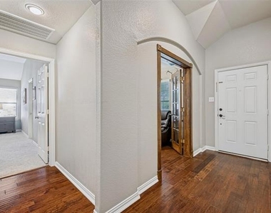 7709 Shasta Drive - Photo Thumbnail 1