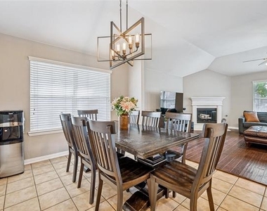 7709 Shasta Drive - Photo Thumbnail 18