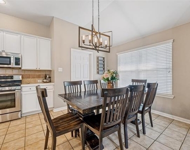 7709 Shasta Drive - Photo Thumbnail 16