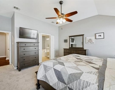 7709 Shasta Drive - Photo Thumbnail 19