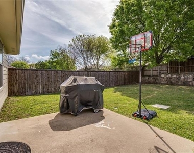 7709 Shasta Drive - Photo Thumbnail 31