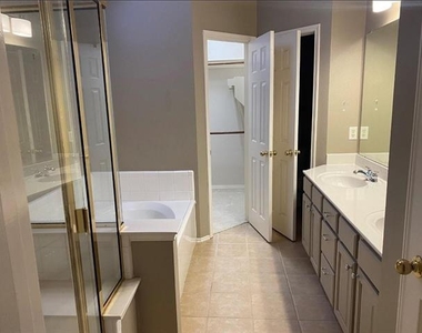 3108 Rustic Meadows Drive - Photo Thumbnail 14
