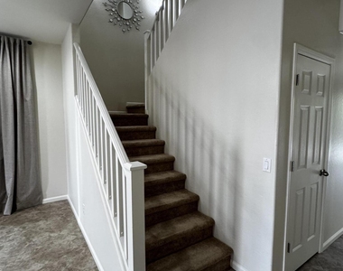 20849 W Glen Street - Photo Thumbnail 9