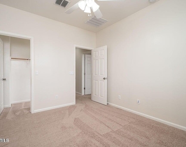 20849 W Glen Street - Photo Thumbnail 31
