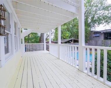 4616 Swiss Avenue - Photo Thumbnail 15