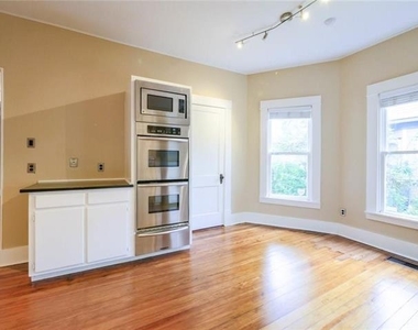 4616 Swiss Avenue - Photo Thumbnail 8
