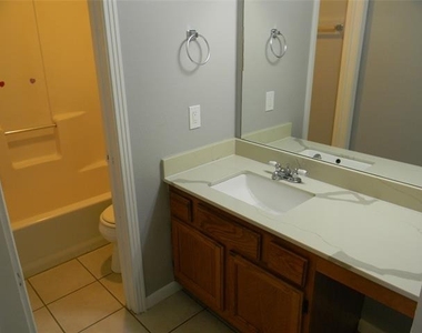 6314 Mark Court - Photo Thumbnail 9