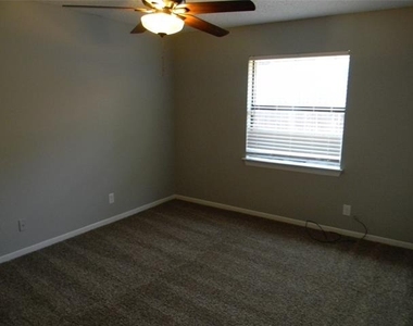 6314 Mark Court - Photo Thumbnail 7