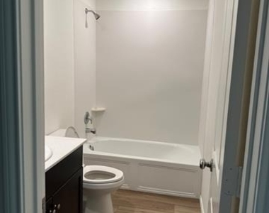 5705 Manarchos Lane - Photo Thumbnail 6
