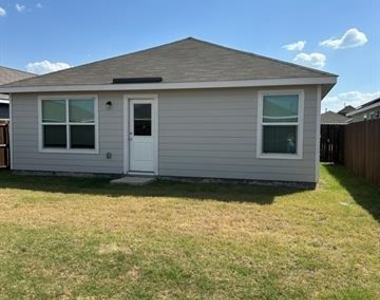 5705 Manarchos Lane - Photo Thumbnail 25