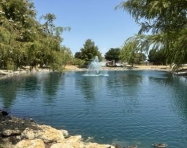 661 Rosario Lane - Photo Thumbnail 15