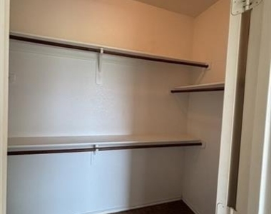 661 Rosario Lane - Photo Thumbnail 12