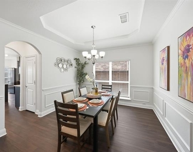 1824 Silvery Canoe Way - Photo Thumbnail 9
