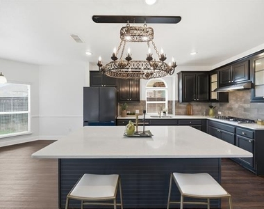 1824 Silvery Canoe Way - Photo Thumbnail 8