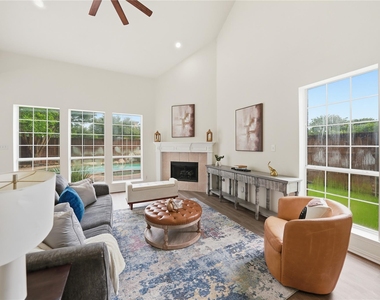 101 Fontana Court - Photo Thumbnail 3