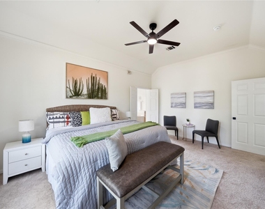 101 Fontana Court - Photo Thumbnail 12