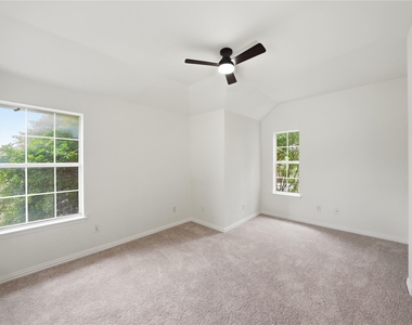 101 Fontana Court - Photo Thumbnail 18