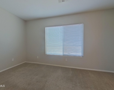 17345 W Watkins Street - Photo Thumbnail 7