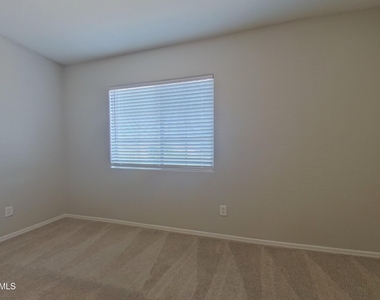 17345 W Watkins Street - Photo Thumbnail 12