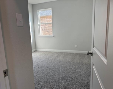 3206 Cordelia Drive - Photo Thumbnail 35