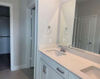 3206 Cordelia Drive - Photo Thumbnail 20