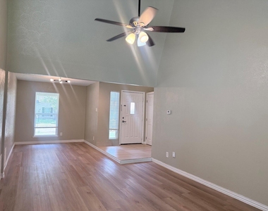 2104 Sunrise Trail - Photo Thumbnail 6