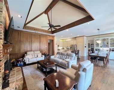 3508 Terry Drive - Photo Thumbnail 17