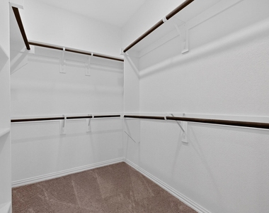 1309 Canuela Way - Photo Thumbnail 34