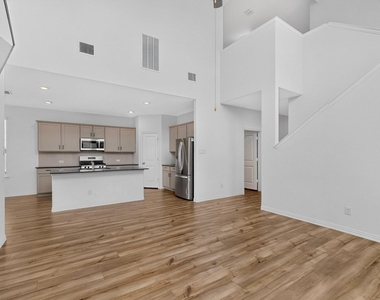 1309 Canuela Way - Photo Thumbnail 9