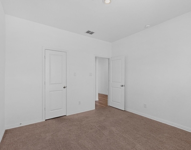 1309 Canuela Way - Photo Thumbnail 31