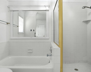 1812 Kynette Drive - Photo Thumbnail 16