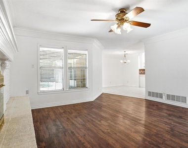 1812 Kynette Drive - Photo Thumbnail 5