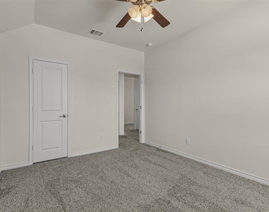 3109 Maverick Drive - Photo Thumbnail 27