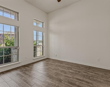 3109 Maverick Drive - Photo Thumbnail 15