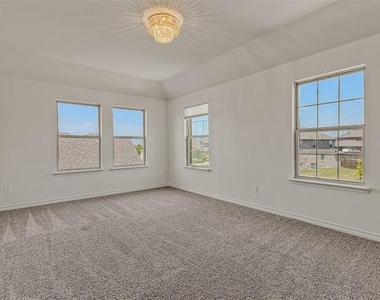 3109 Maverick Drive - Photo Thumbnail 18