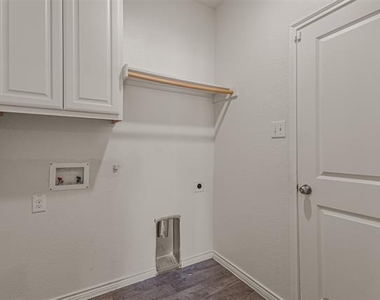 3109 Maverick Drive - Photo Thumbnail 28
