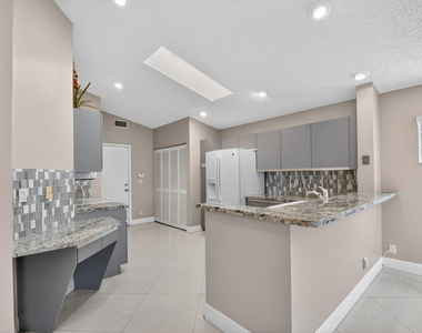 7891 Sailing Shores Terrace - Photo Thumbnail 7