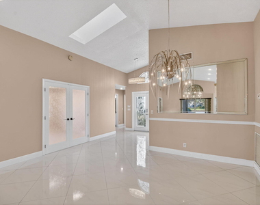 7891 Sailing Shores Terrace - Photo Thumbnail 5