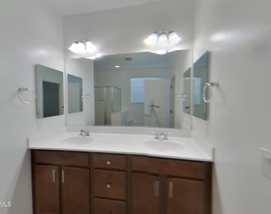 34953 N Open Range Drive - Photo Thumbnail 6