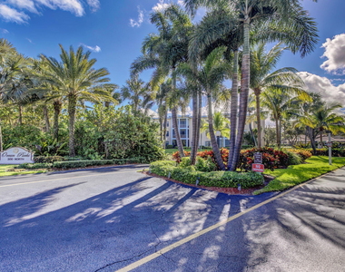 300 N A1a Highway - Photo Thumbnail 1