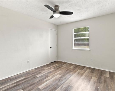 1833 Pelican Drive N - Photo Thumbnail 15