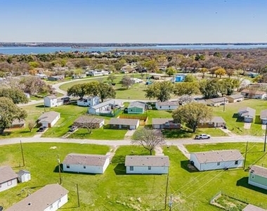 1833 Pelican Drive N - Photo Thumbnail 27