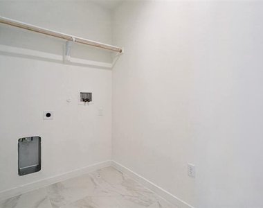 1111 Raiford Rd - Photo Thumbnail 18