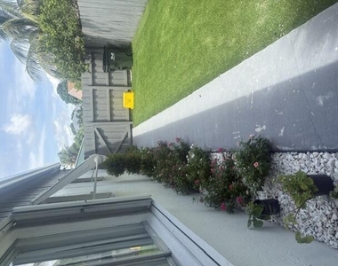 5028 Nw 6th Street - Photo Thumbnail 6