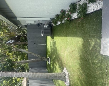 5028 Nw 6th Street - Photo Thumbnail 4