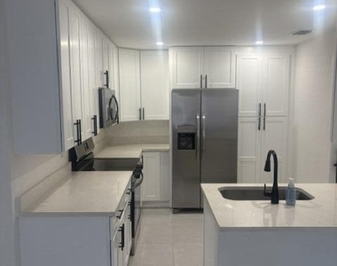 5028 Nw 6th Street - Photo Thumbnail 12