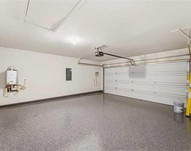 601 Nature Stroll Road - Photo Thumbnail 17