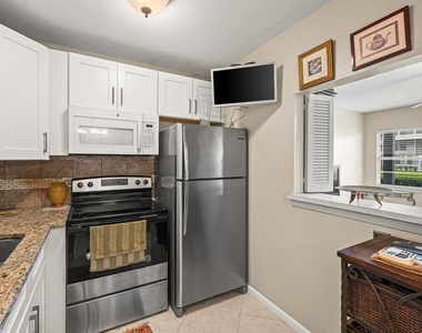 175 Suffolk E - Photo Thumbnail 1